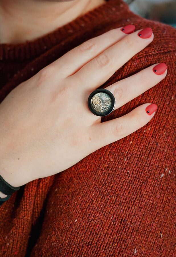Ring with watch gears